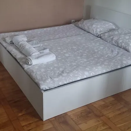 & Murgle Хостел Любляна